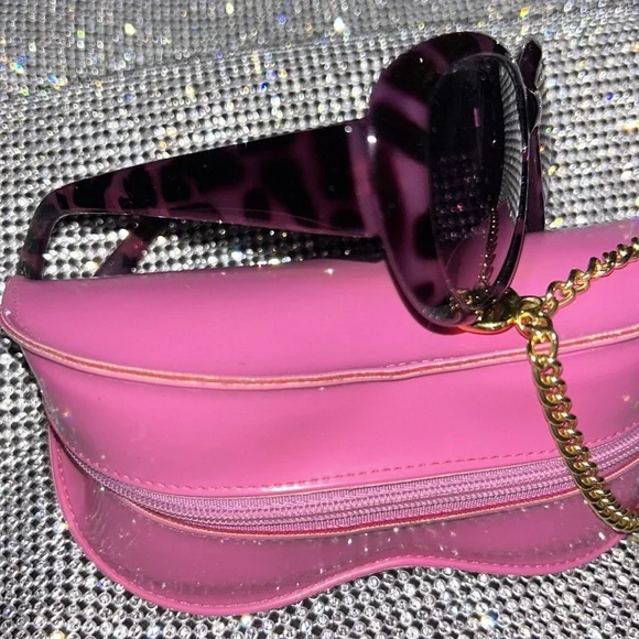 Betsey Johnson sunglasses leopard black Purple malibu barbie lipY2k vintage